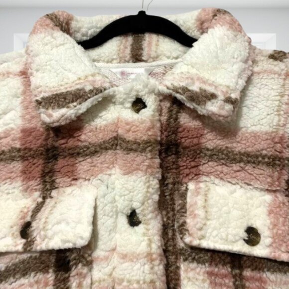 NWT Cozy Plaid Sherpa Shacket Jacket Cream Pink Brown Size Large Fall Winter - Picture 5 of 12